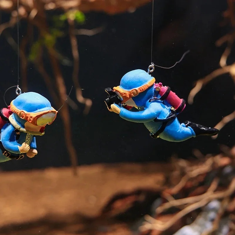 1/2pcs Fish Tank Diver Ornamen - огляд і ціна Aquarium Fish Popular
